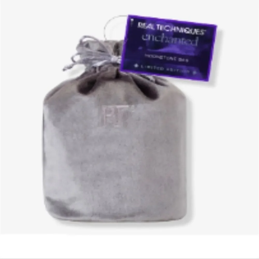 Real Techniques Enchanted‎ Moonstone Bag- Limited Edition